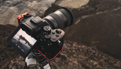 Is This The Ultimate Traveler’s Walk-Around Ultra-Wide Angle Lens? A Review of the Tamron 17-50mm f/4 DI III VXD