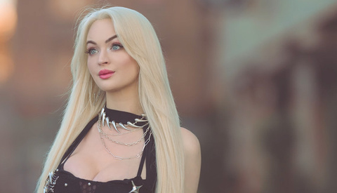 Portrait Perfection: Comparing Nikon's Top Lenses